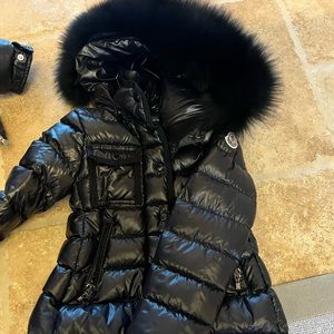 Slightly worn Moncler little girls black jacket with removable hood size 5